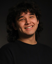 Swing Ensemble/Off Stage Singers: Geovani Rendon