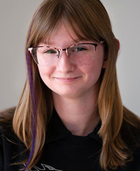 Dresser: Riley Murphy