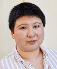 Dresser: Harriet Xuan